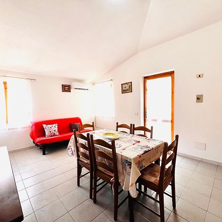 Residence La Cinta 8 San Teodoro  Esterno foto