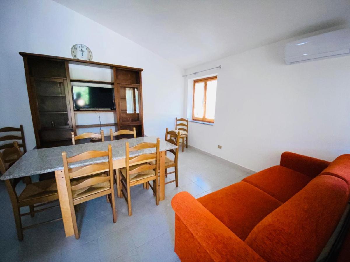Residence La Cinta 8 San Teodoro  Esterno foto